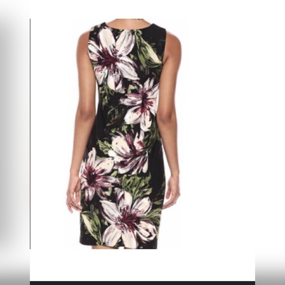 Dress size 2 - Picture 3 of 3